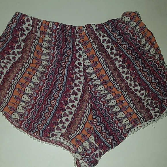 BOHO SHORTS full tilt - Picture 2 of 3